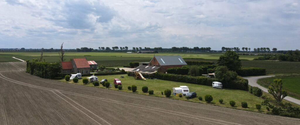 Kampeerboerderij De Blikken