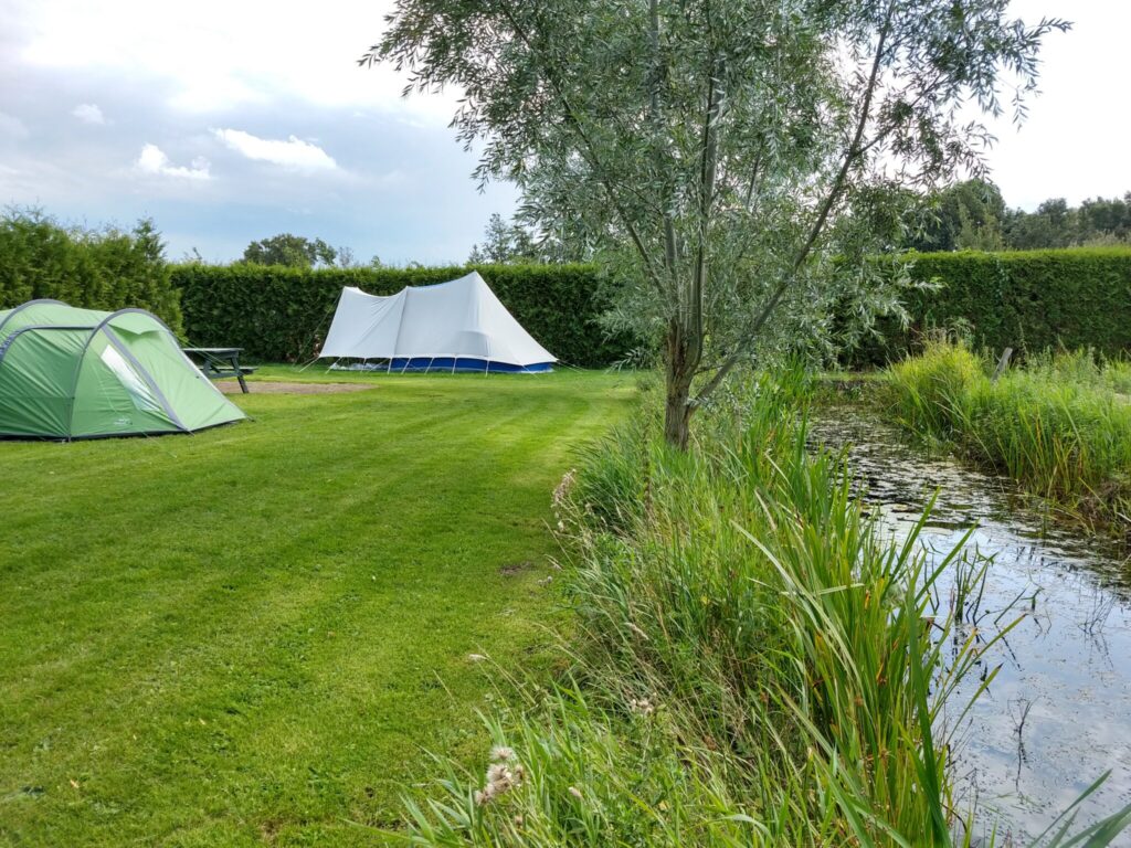 Mini-camping Het Waterhoentje